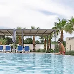 Romana Aparthotel