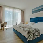 Lägenhetshotell Romana 4*