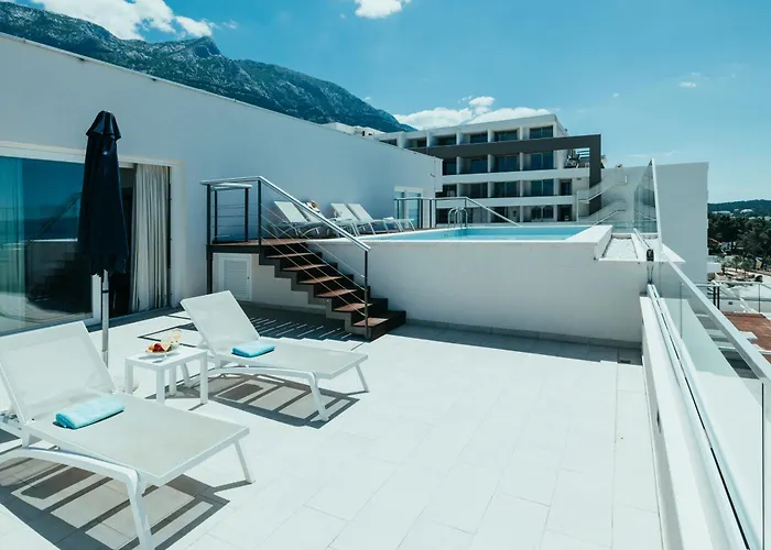 Romana Hotel apartamentowy 4*