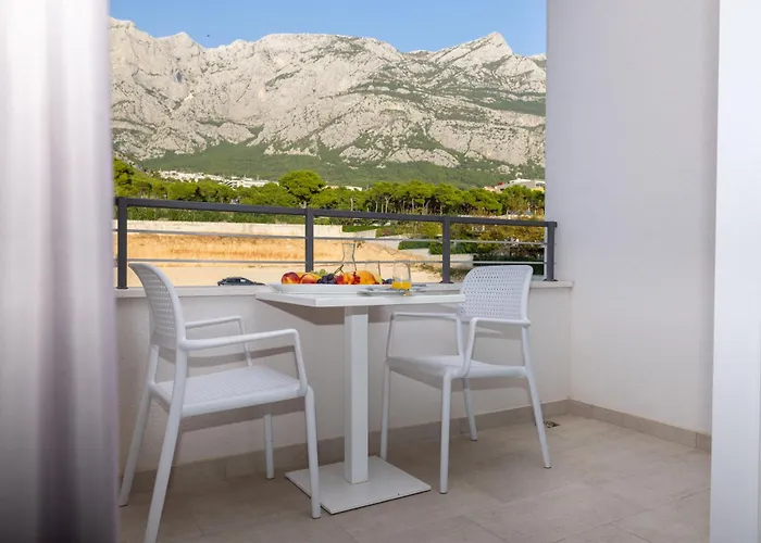 Romana Hotel apartamentowy 4*