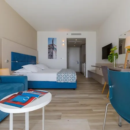 Romana Lägenhetshotell 4*