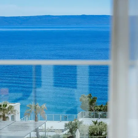 Romana 4*
