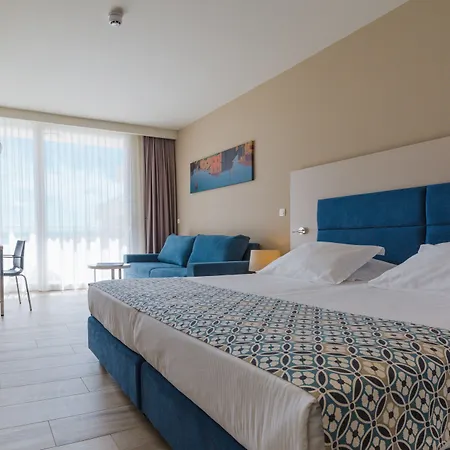 Aparthotel Romana