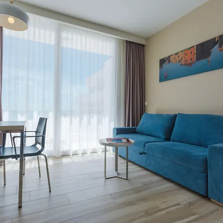 Aparthotel Romana