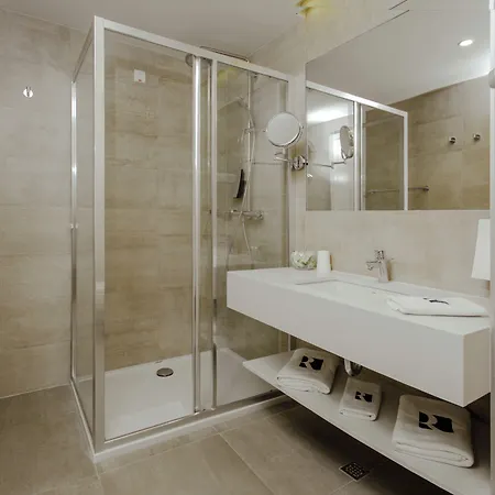 Апарт-готель Romana 4*