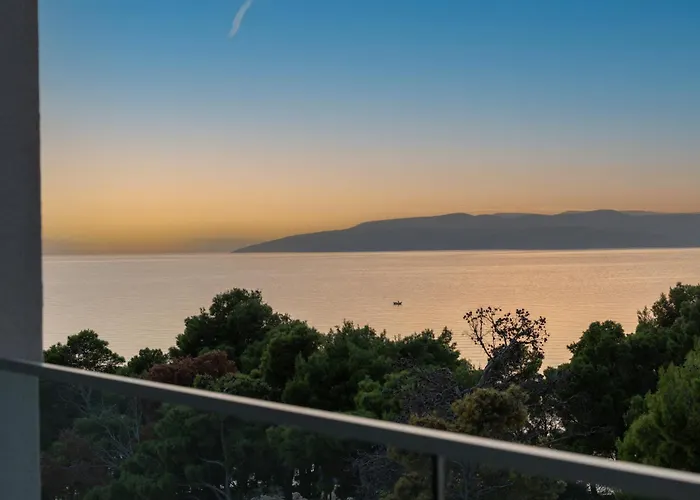 Romana Apartmanhotel 4*