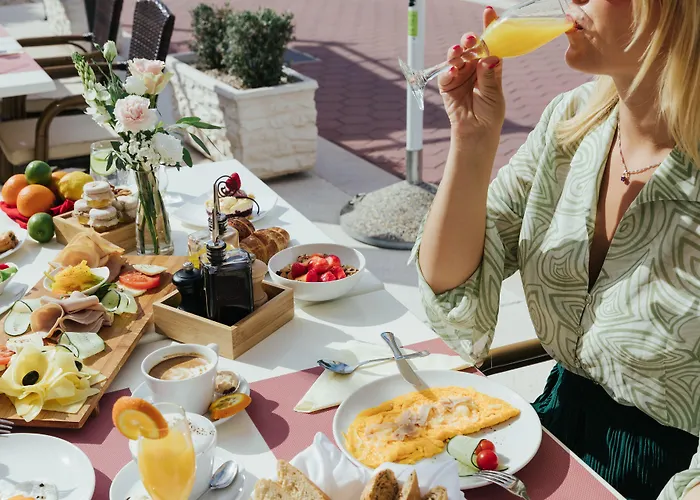 Romana Apartmanhotel 4*