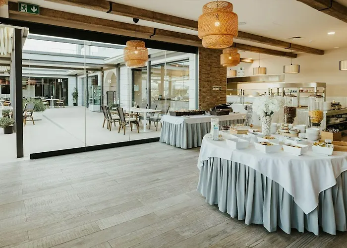 Romana 4* Makarská