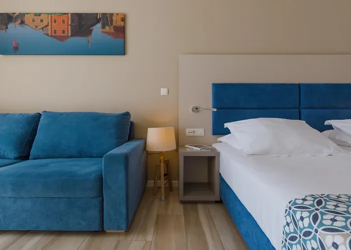 Romana Aparthotel