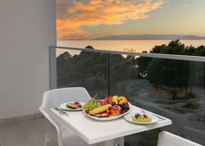 Romana Aparthotel
