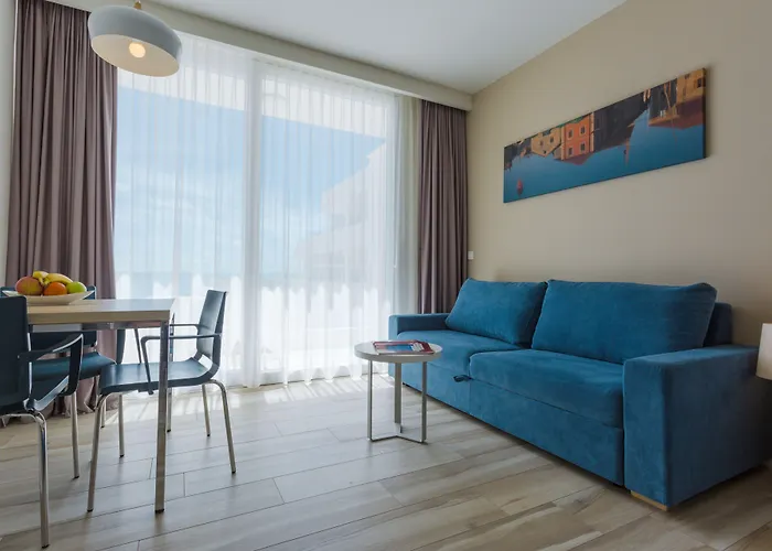 Aparthotel Romana